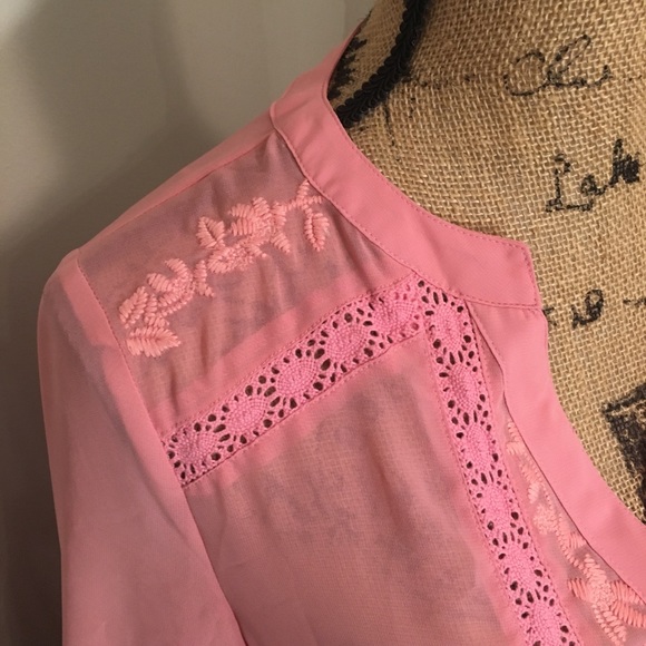 Lauren Conrad Pink Sheer Blouse Size XS - Picture 4 of 7
